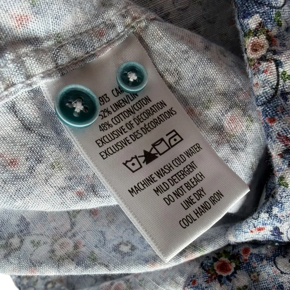 ROBERT GRAHAM Button Down Blue Floral Linen Blend Men's Size Small Dainty LS